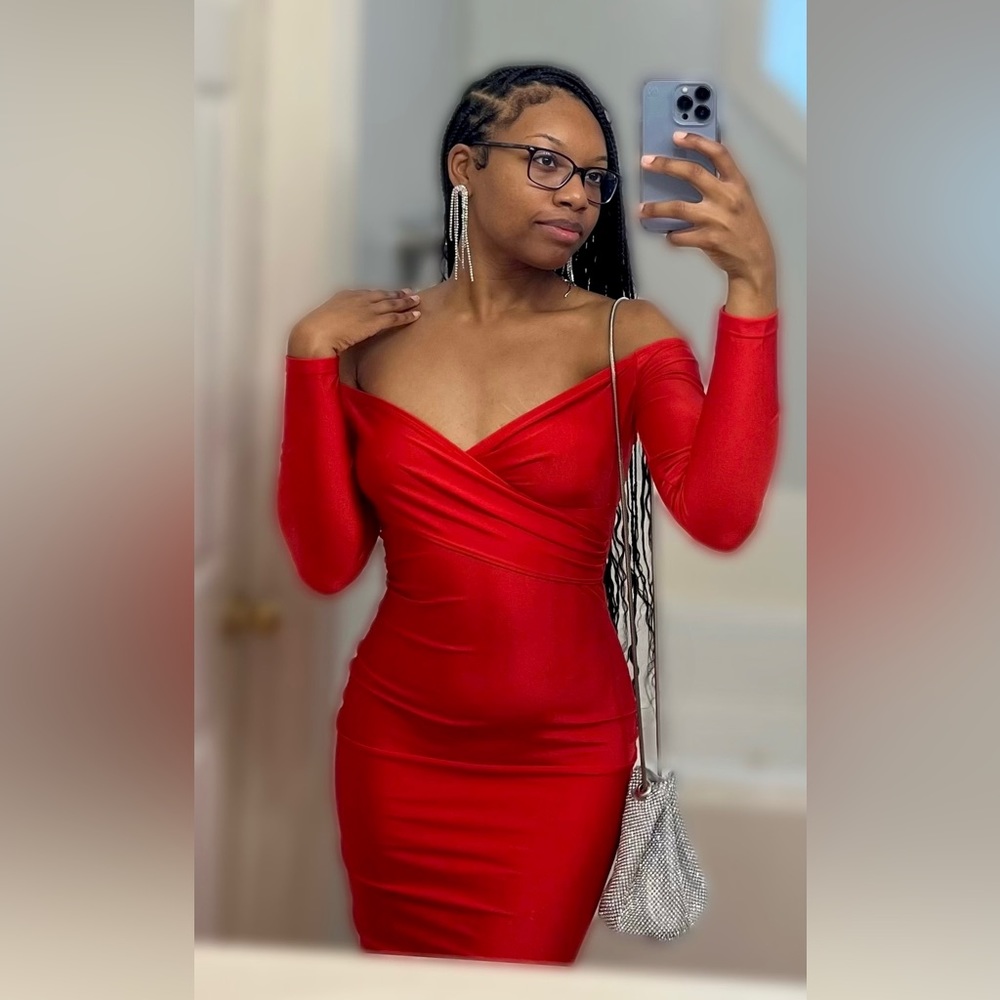 Red Off the Shoulder Bodycon Midi Dress, US M, 6
